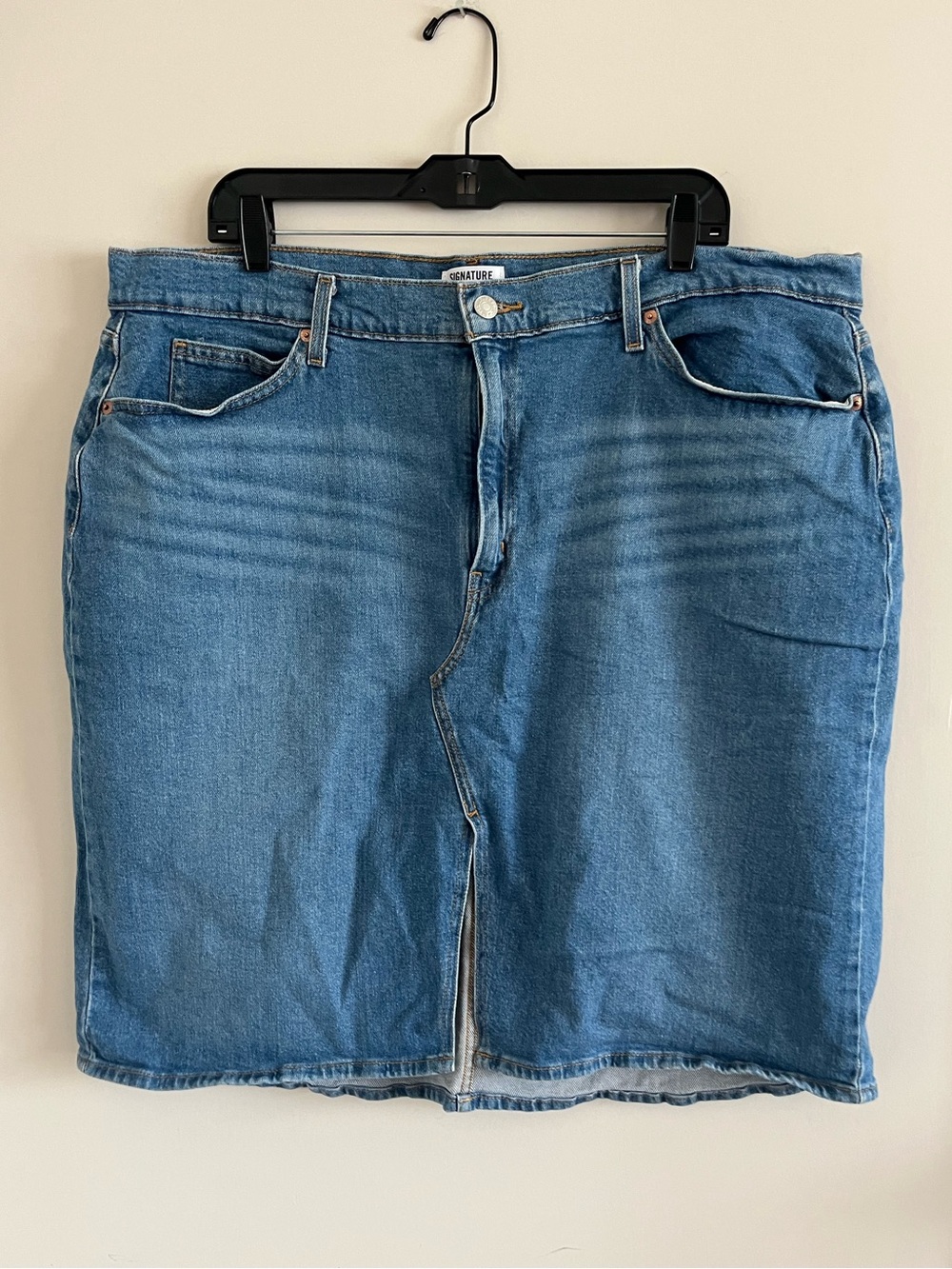 Levi denim skirt